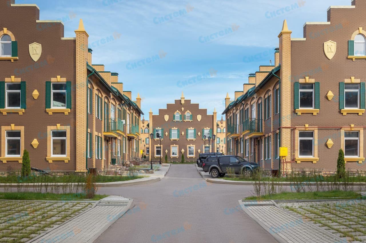 Квартал таунхаусов «Кронбург» Квартал таунхаусов «Кронбург»